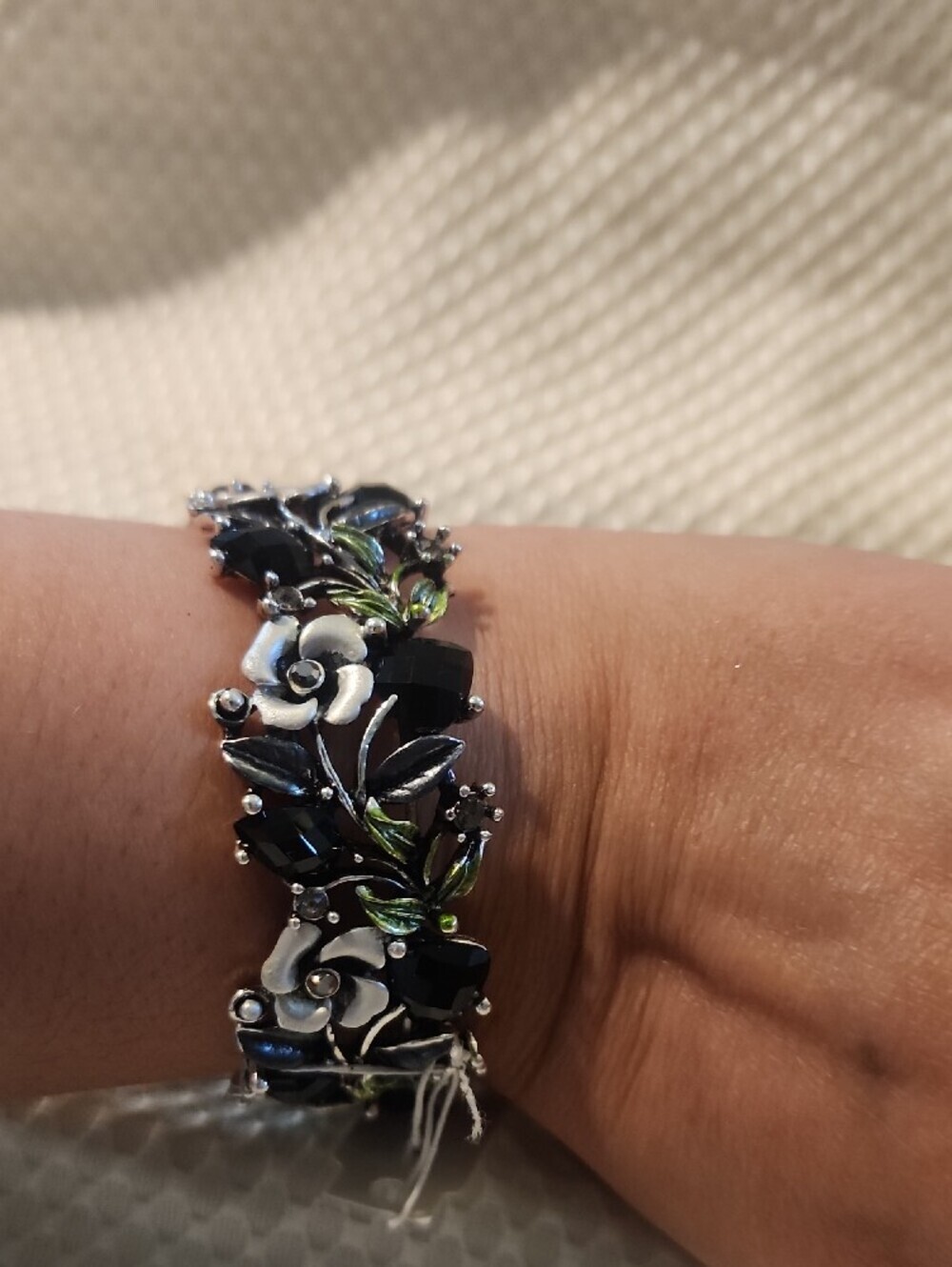 Floral Black and Silver Crystal Bracelet - Women Jewelry - Picture 4 of 6